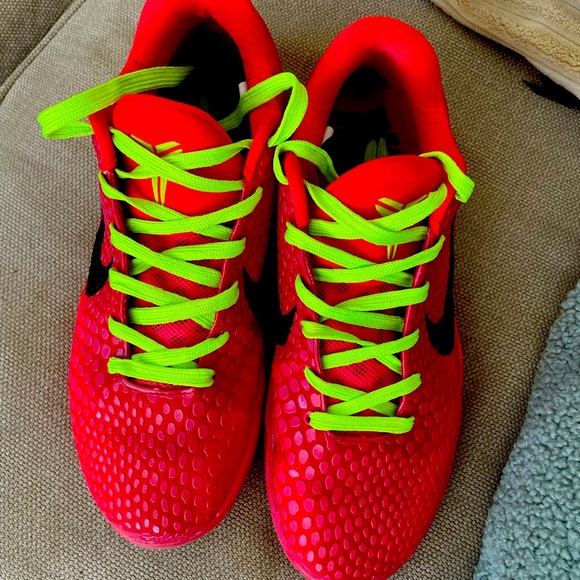 Nike Red and Neon Green Athletic Shoes - Picture 4 of 6